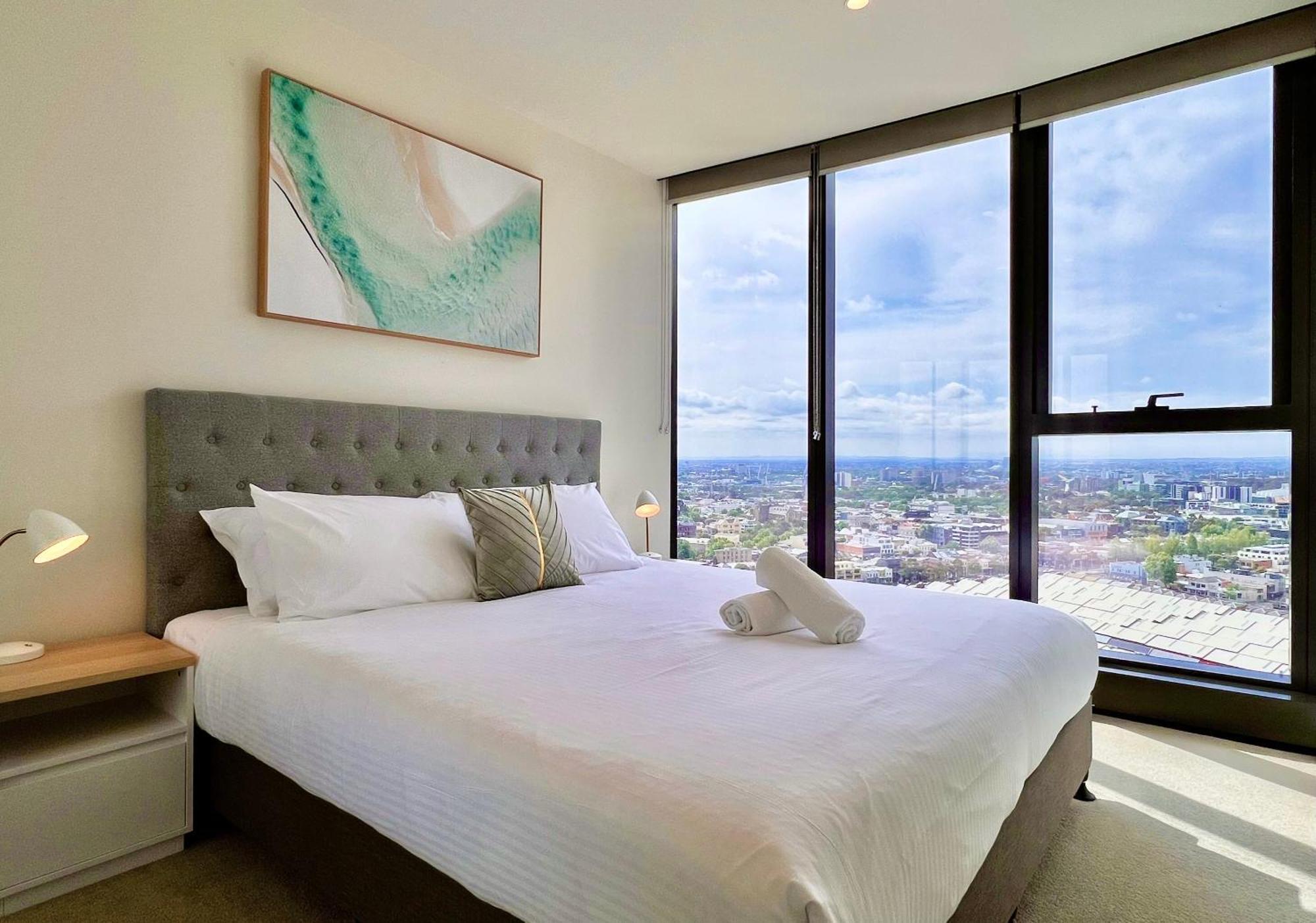 Highrise Best Location 2 Bedrooms & 2 Bathrooms メルボルン エクステリア 写真