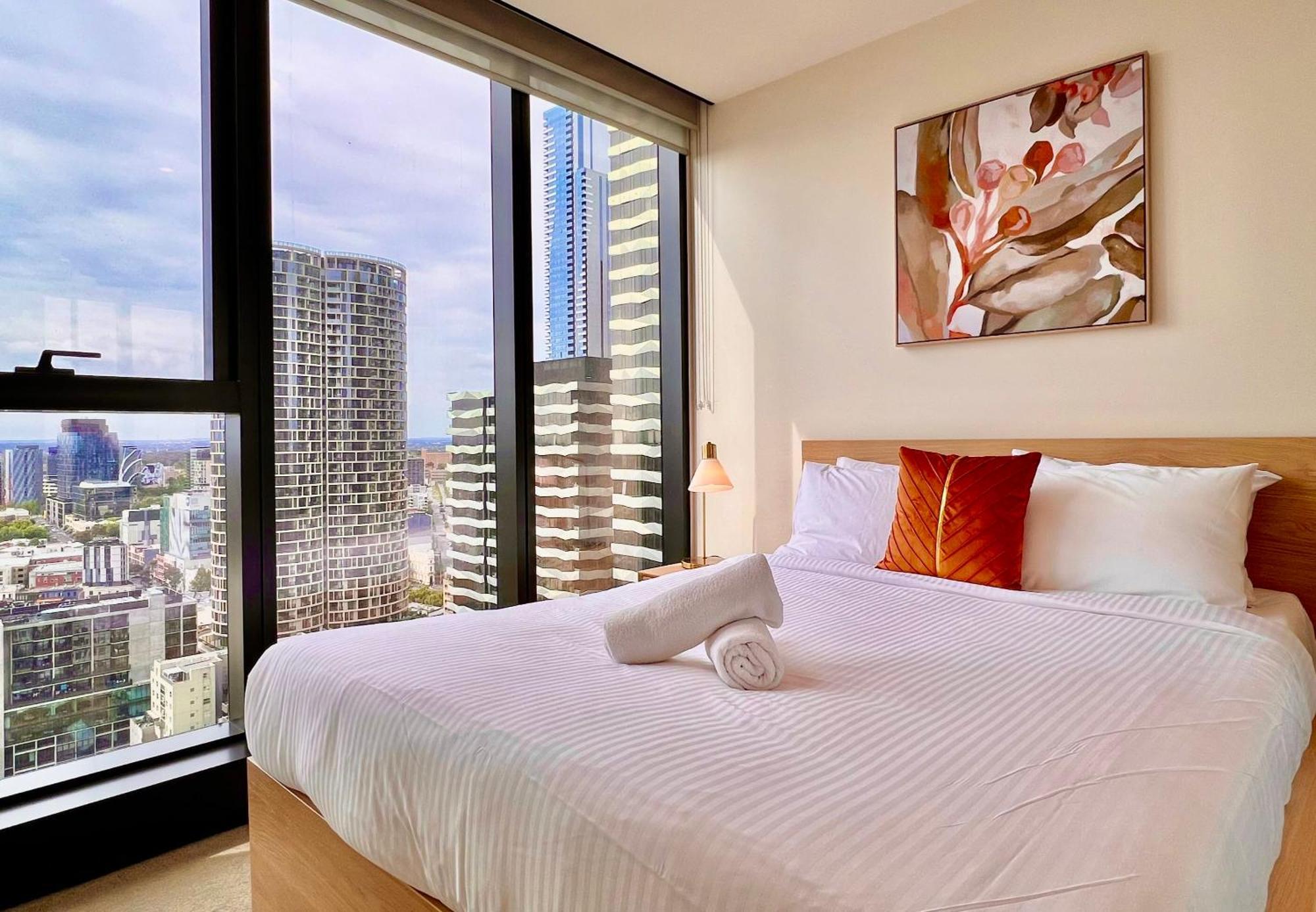 Highrise Best Location 2 Bedrooms & 2 Bathrooms メルボルン エクステリア 写真