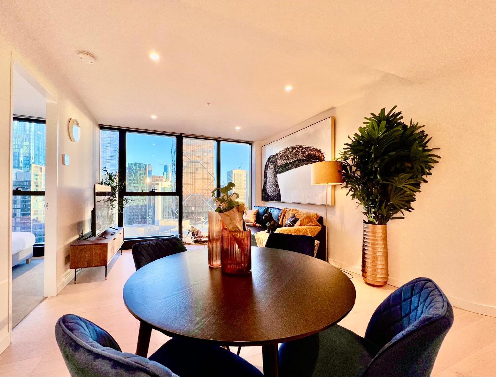 Highrise Best Location 2 Bedrooms & 2 Bathrooms メルボルン エクステリア 写真